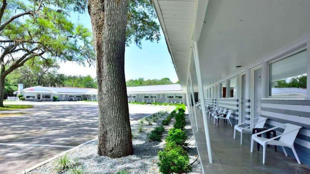 Sun Plaza Motel Silver Springs Εξωτερικό φωτογραφία